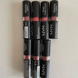 NWOT - NYX Lip Bundle